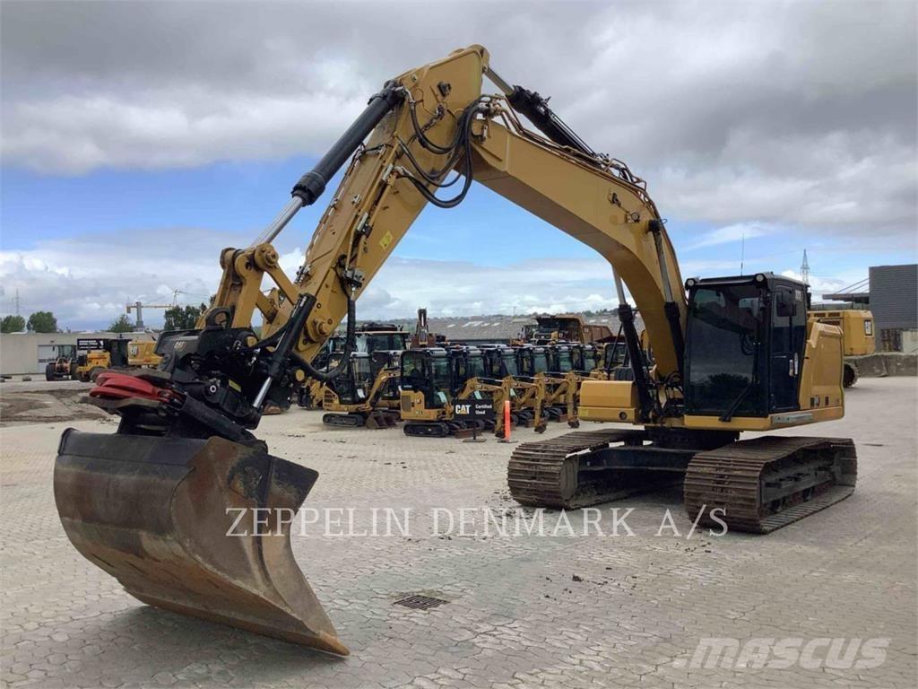 CAT 32307 حفارات زحافة
