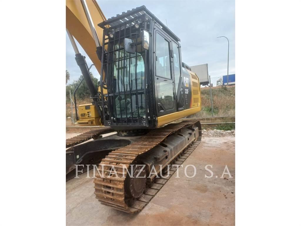 CAT 323F حفارات زحافة