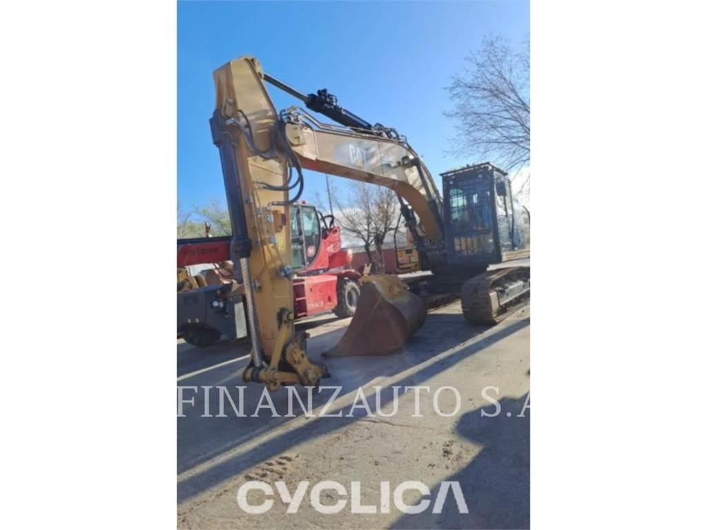 CAT 323F حفارات زحافة