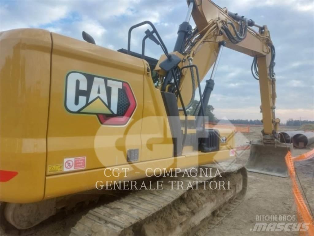 CAT 323LN حفارات زحافة