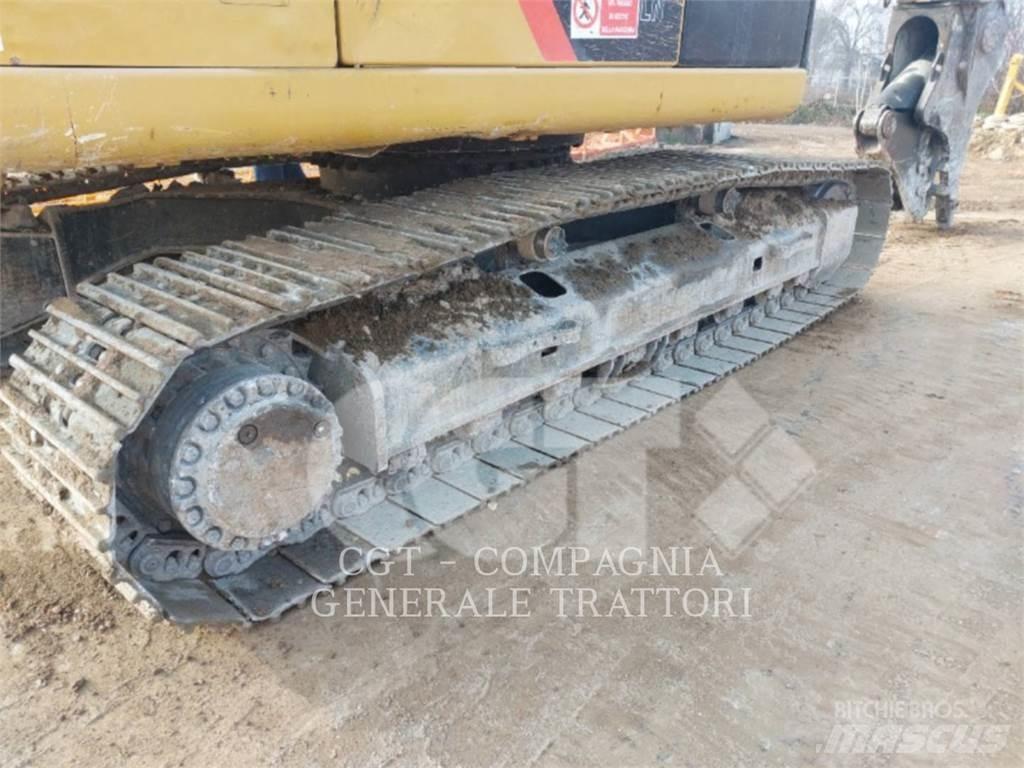 CAT 324E حفارات زحافة