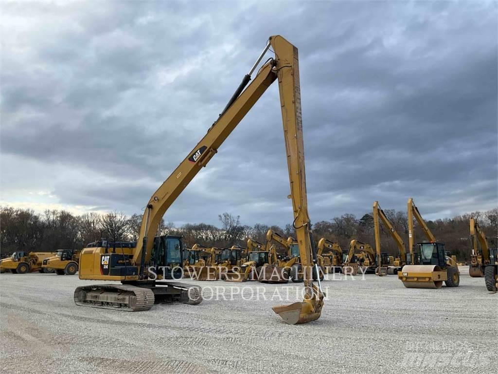 CAT 324EL LR حفارات زحافة