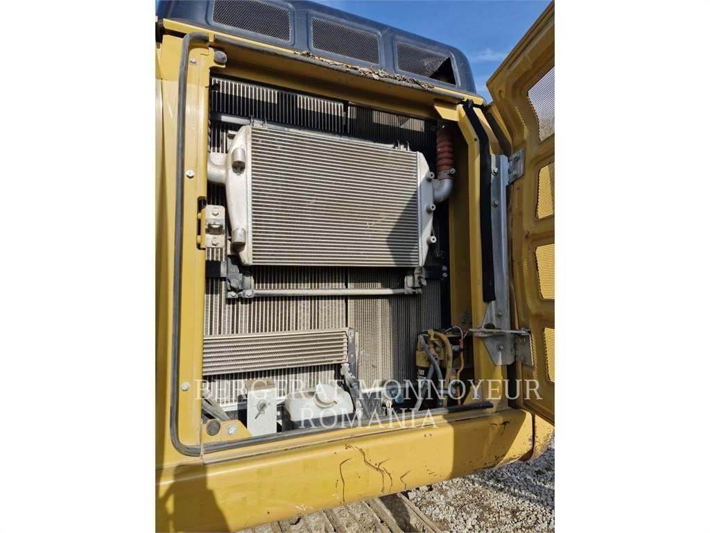 CAT 324ELN حفارات زحافة