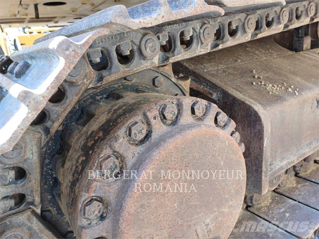CAT 324ELN حفارات زحافة