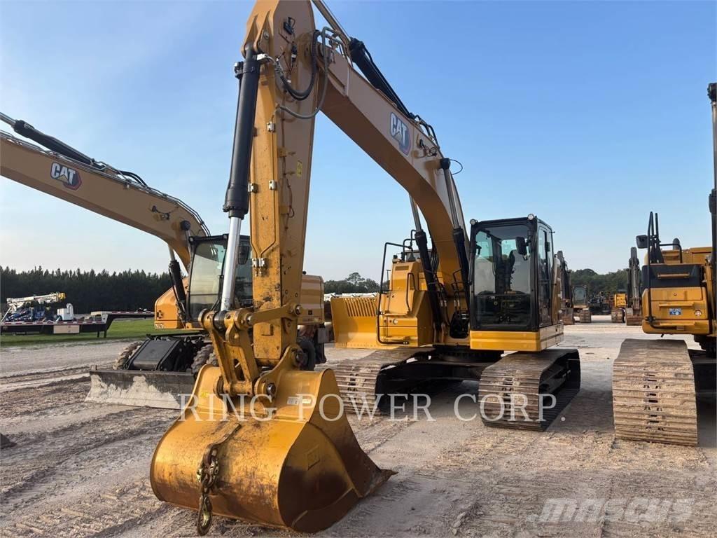 CAT 325 حفارات زحافة
