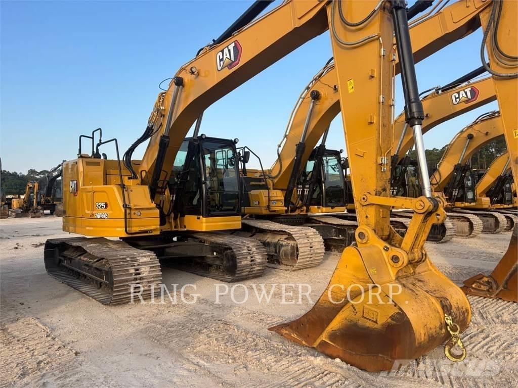 CAT 325 حفارات زحافة