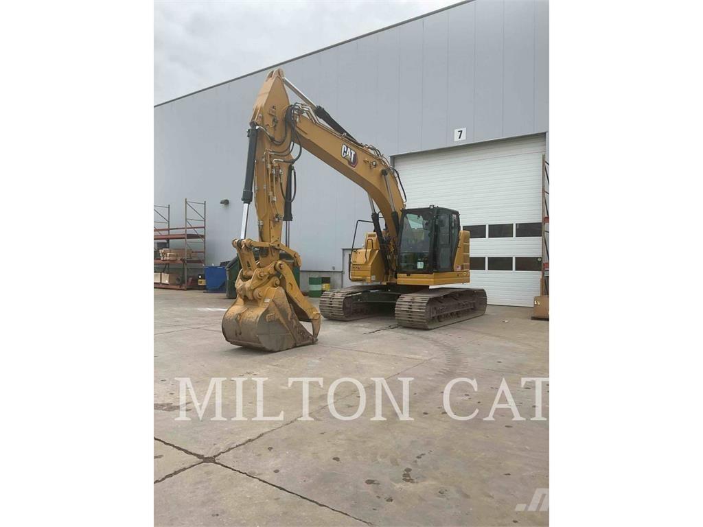 CAT 325 حفارات زحافة