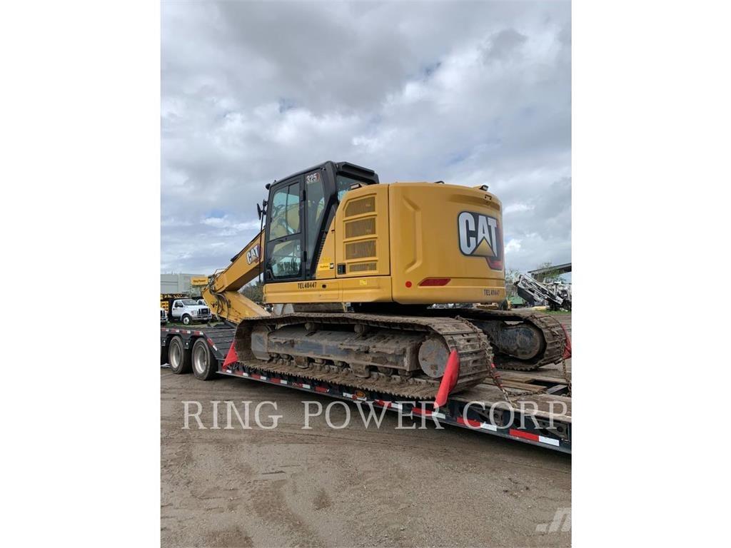 CAT 325 حفارات زحافة