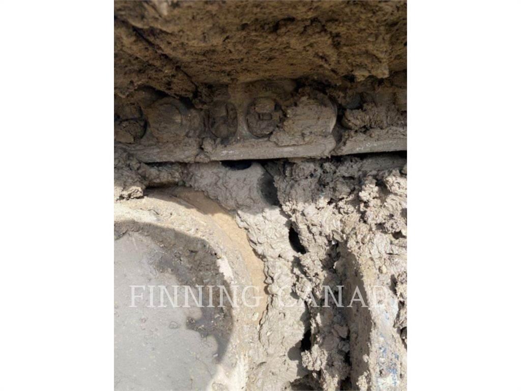 CAT 325-07 حفارات زحافة