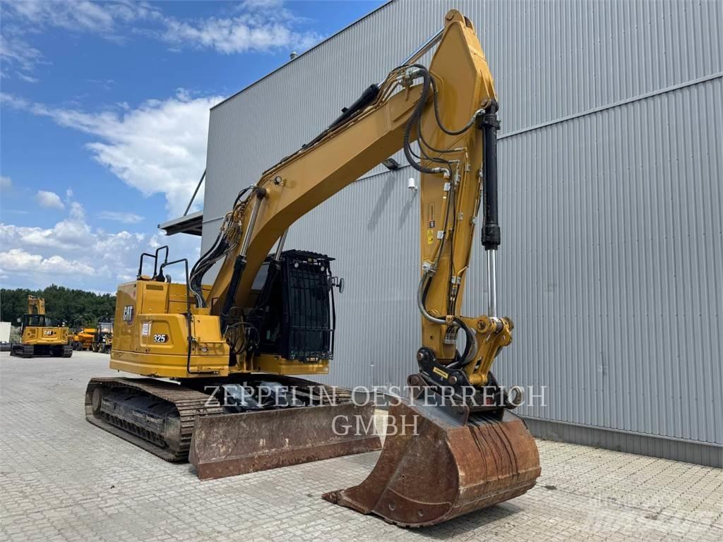 CAT 325-07 حفارات زحافة
