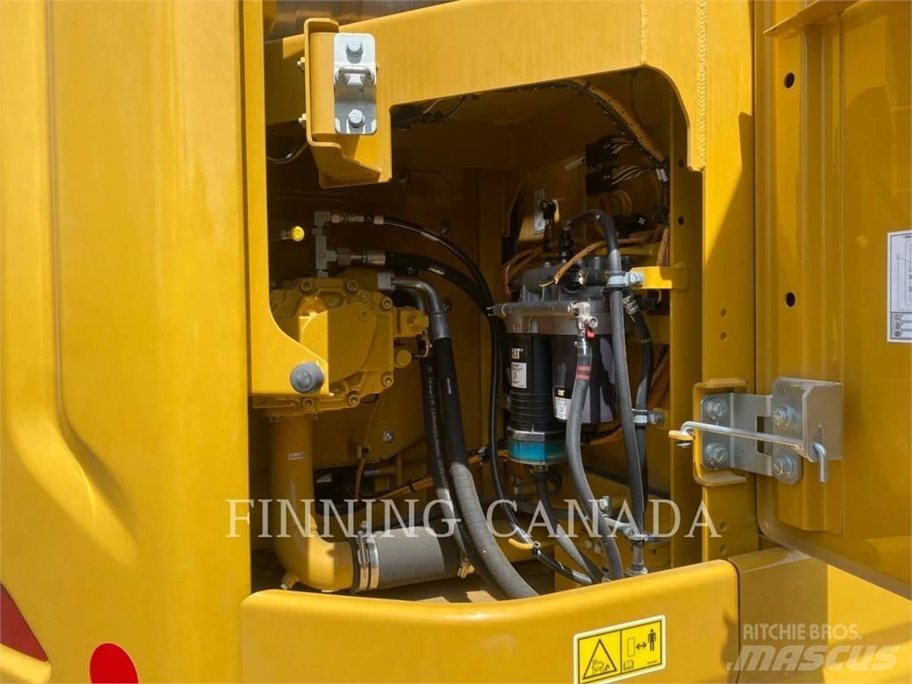 CAT 325-07 حفارات زحافة