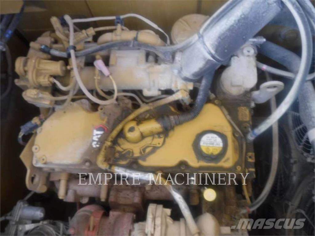 CAT 325-07P حفارات زحافة