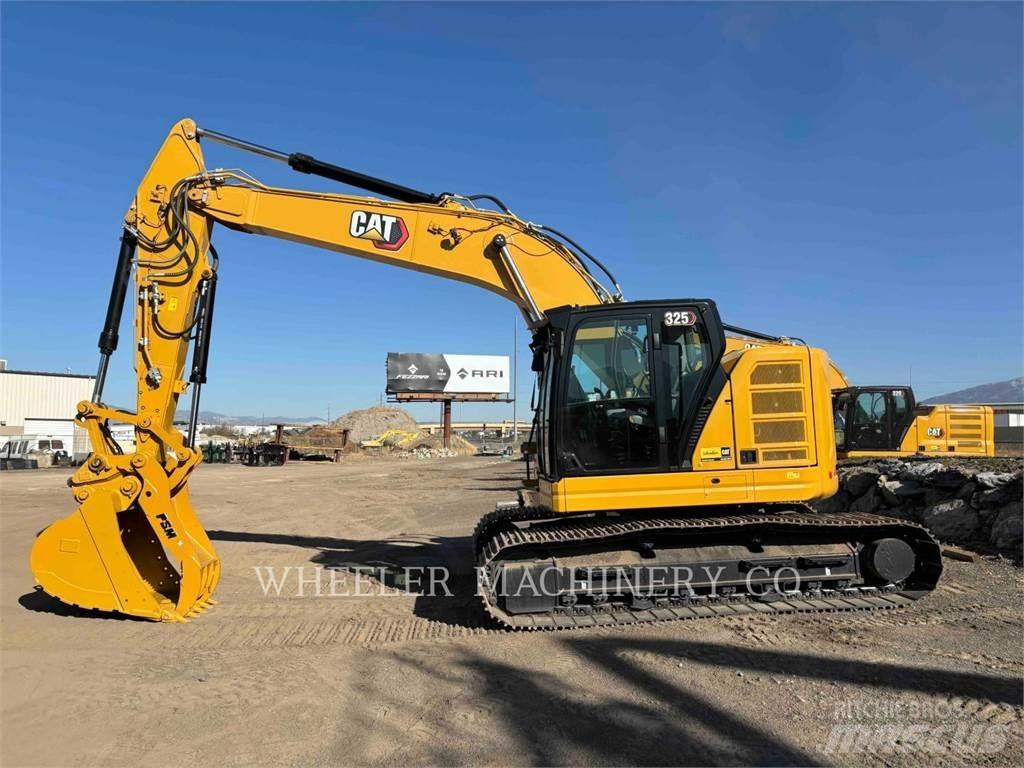 CAT 325 TH حفارات زحافة