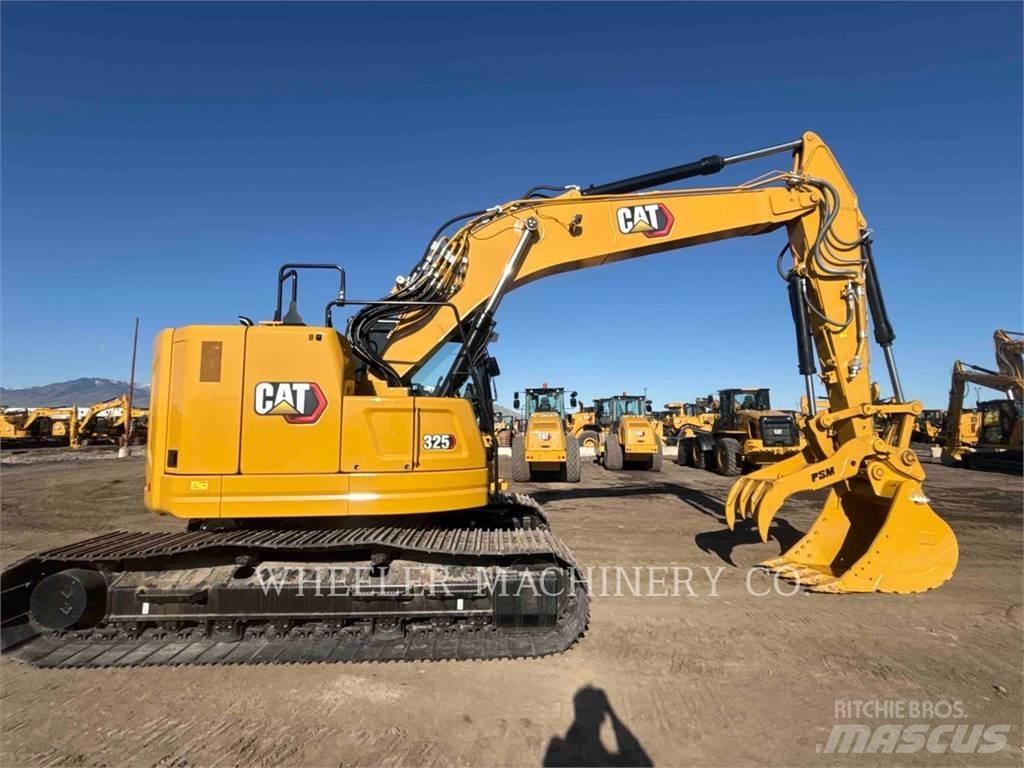CAT 325 TH حفارات زحافة