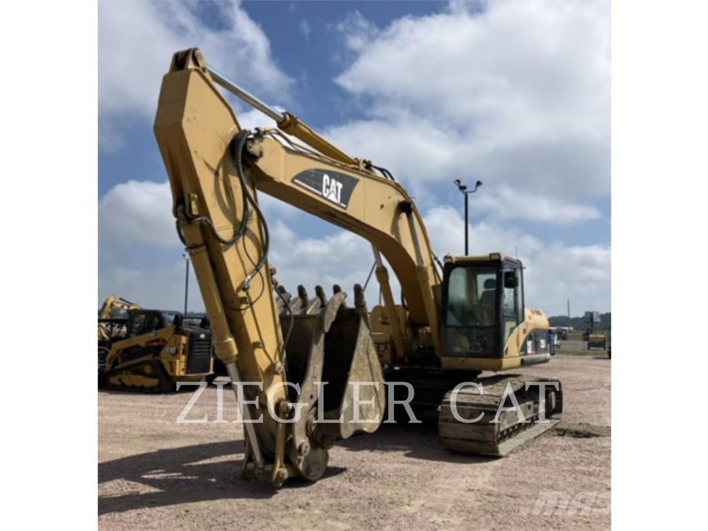CAT 325D حفارات زحافة