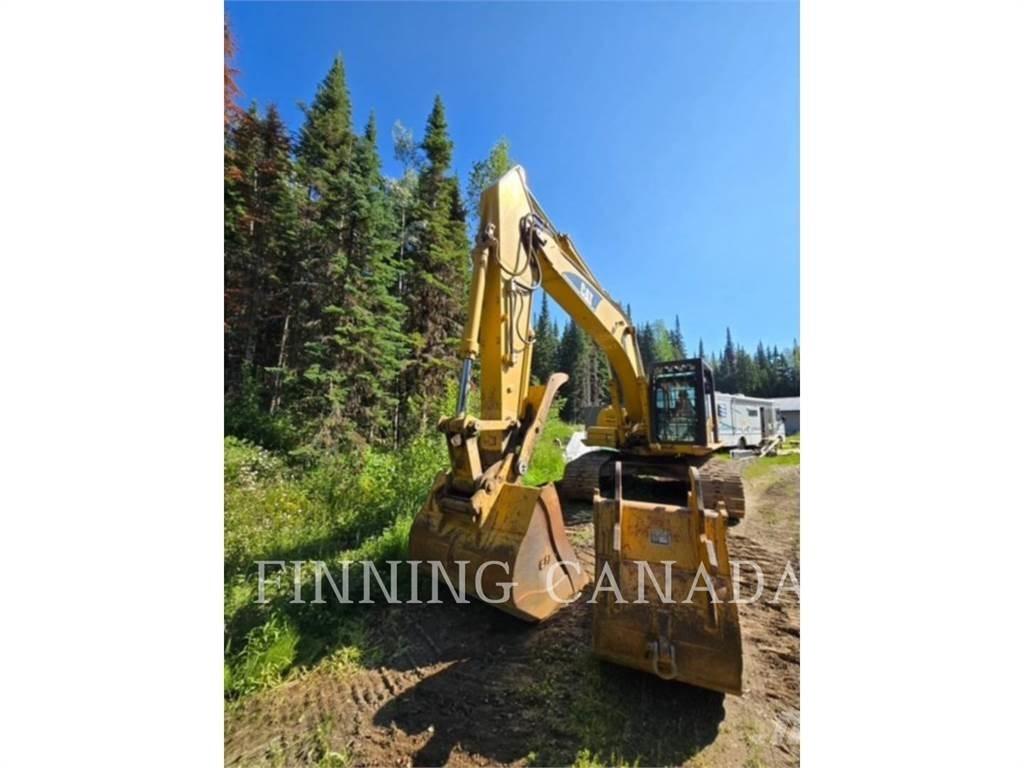 CAT 325D حفارات زحافة