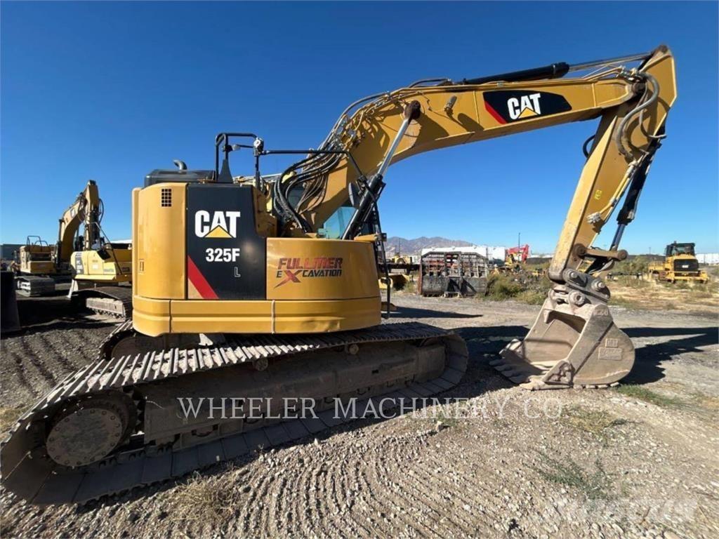 CAT 325F CR CF حفارات زحافة
