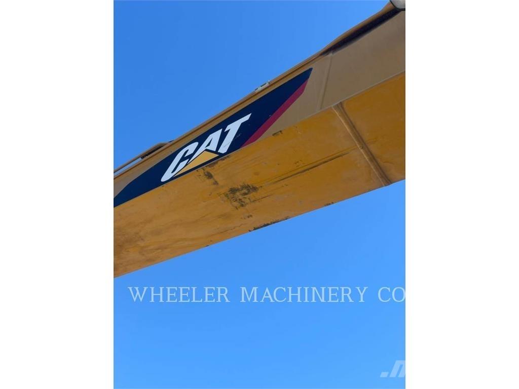 CAT 325F CR CF حفارات زحافة