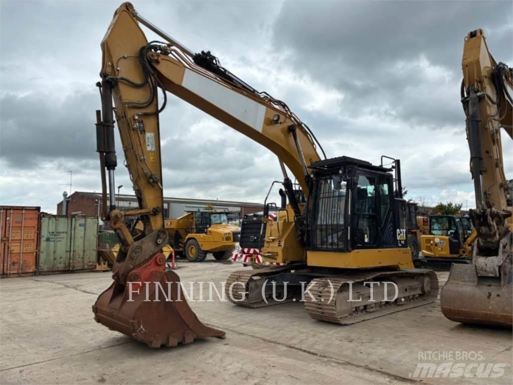 CAT 325FL حفارات زحافة