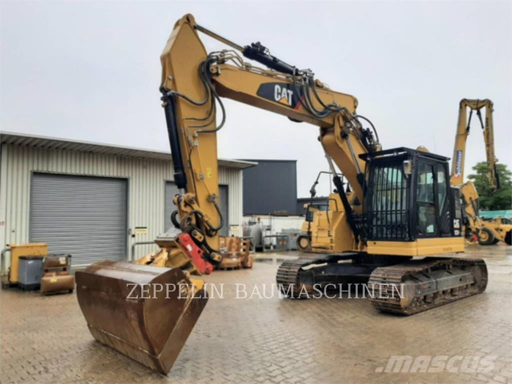 CAT 325FL حفارات زحافة