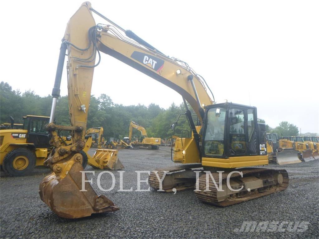 CAT 325FLCR حفارات زحافة