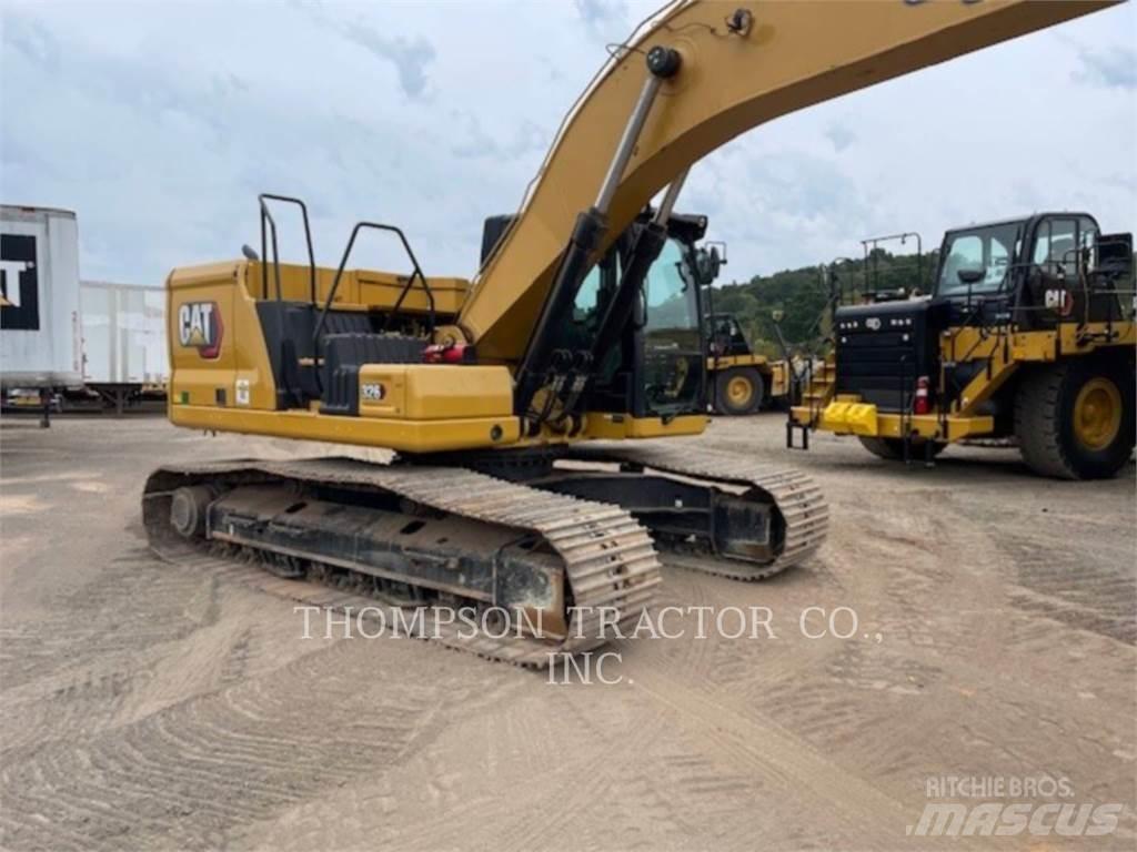 CAT 326 حفارات زحافة