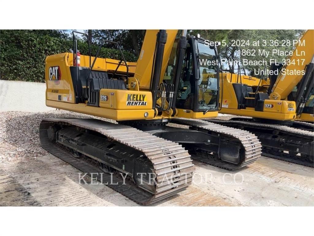 CAT 326 حفارات زحافة