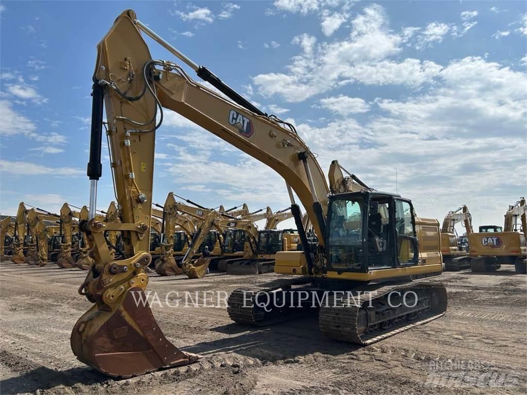 CAT 326 حفارات زحافة