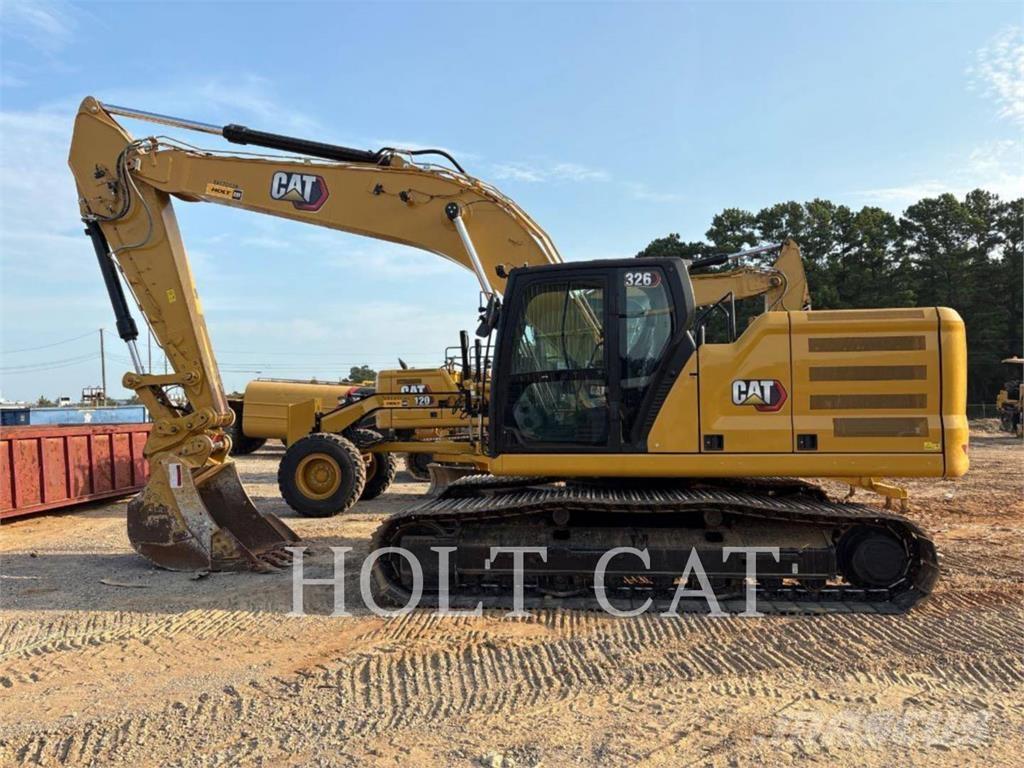 CAT 326 حفارات زحافة
