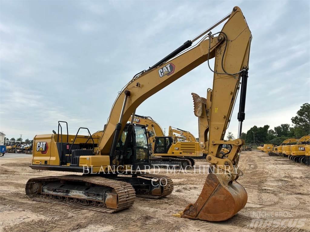 CAT 326-07 حفارات زحافة
