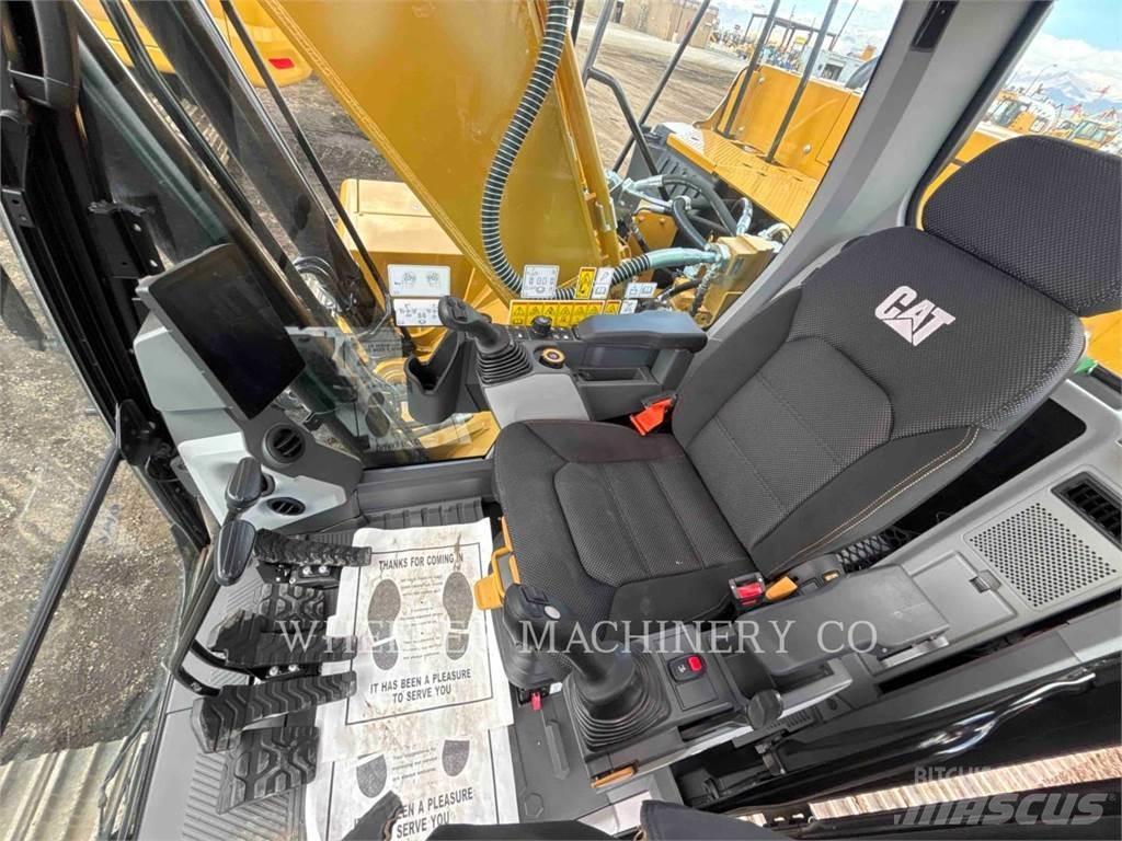 CAT 326 CF حفارات زحافة
