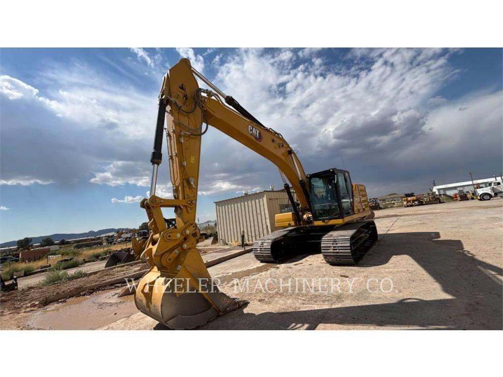 CAT 326 CF حفارات زحافة