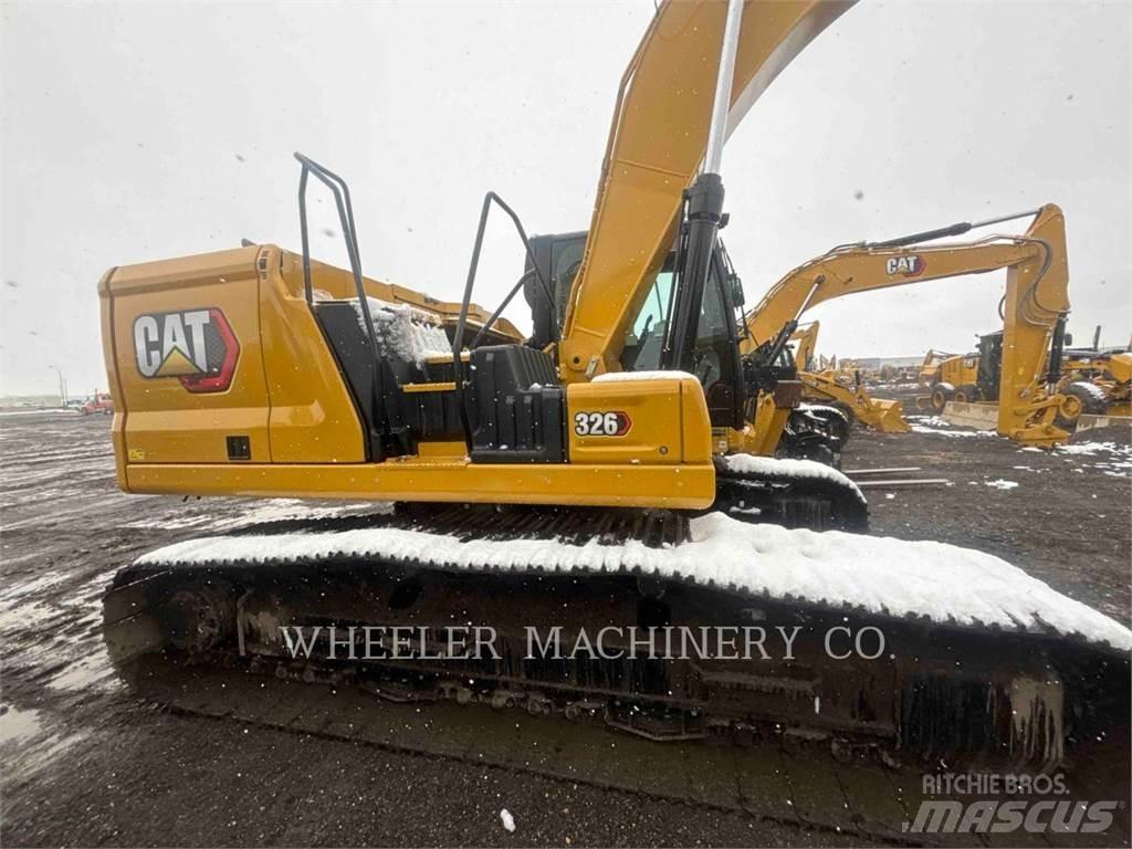 CAT 326 LR حفارات زحافة