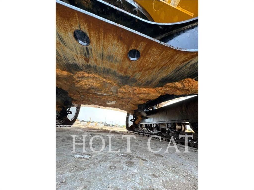 CAT 326 LRF حفارات زحافة
