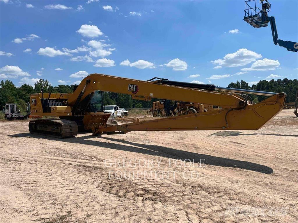 CAT 32607 حفارات زحافة