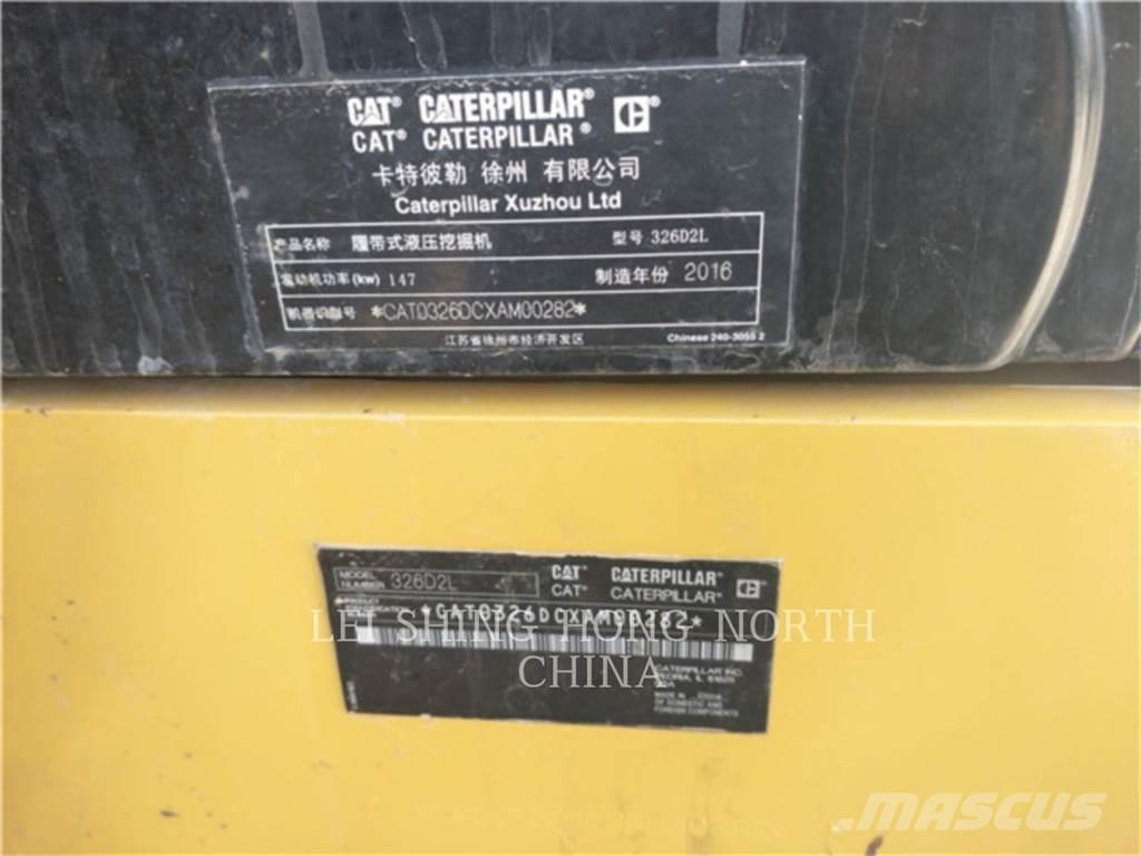 CAT 326D2L حفارات زحافة