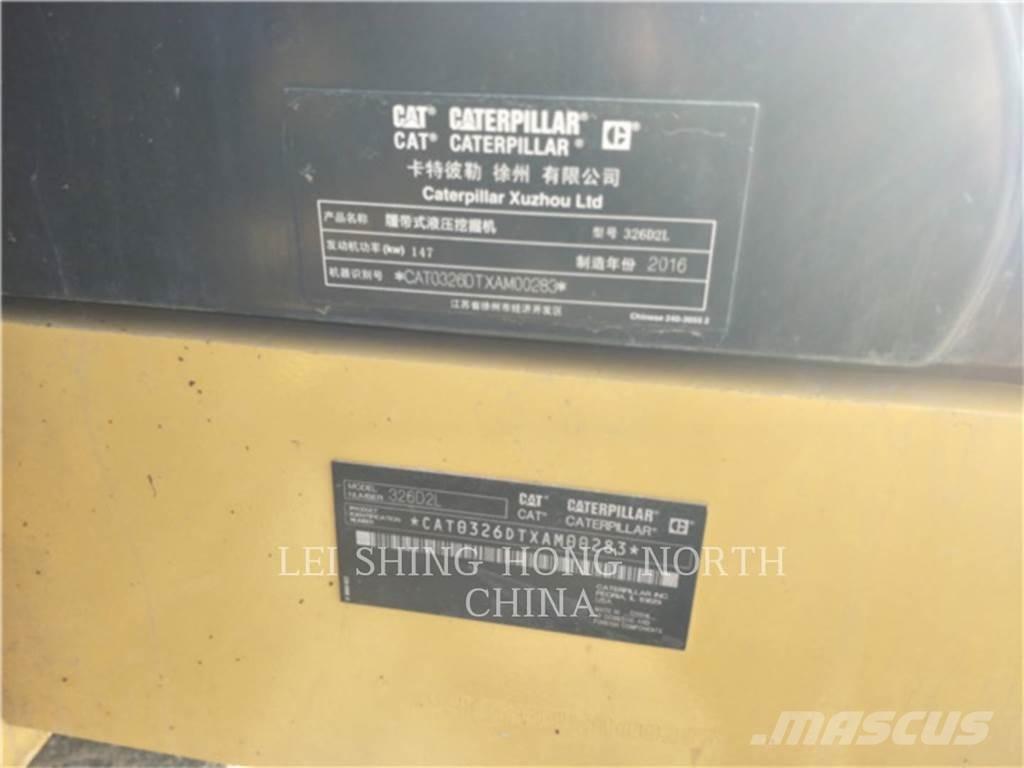 CAT 326D2L حفارات زحافة