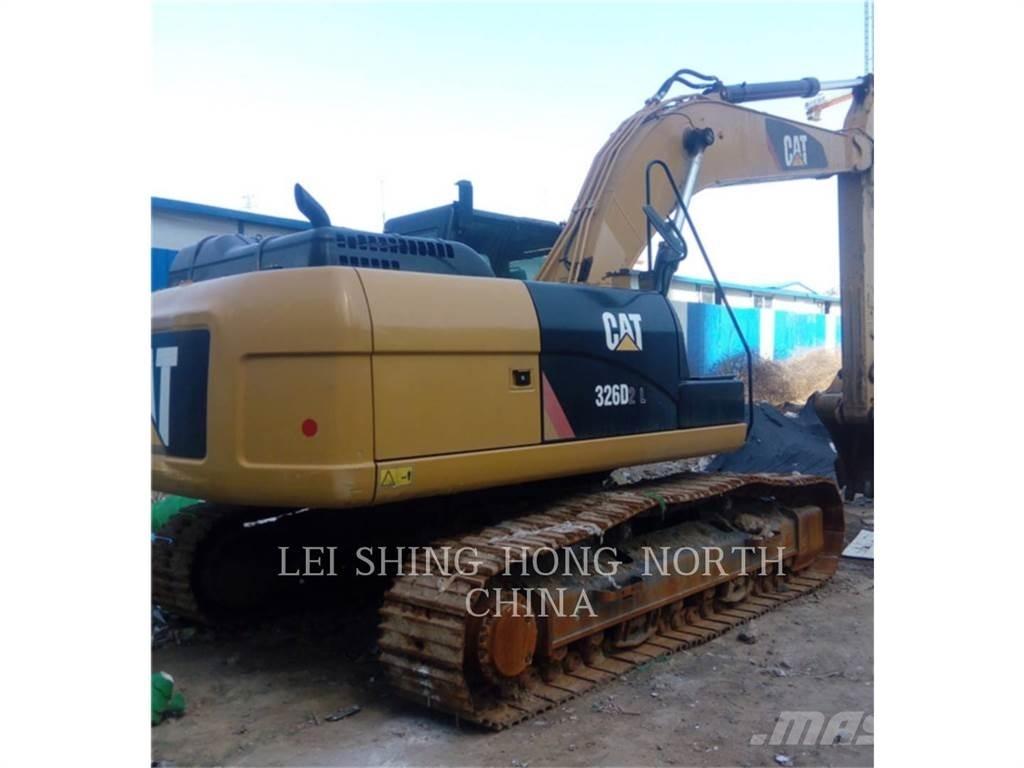 CAT 326D2L حفارات زحافة