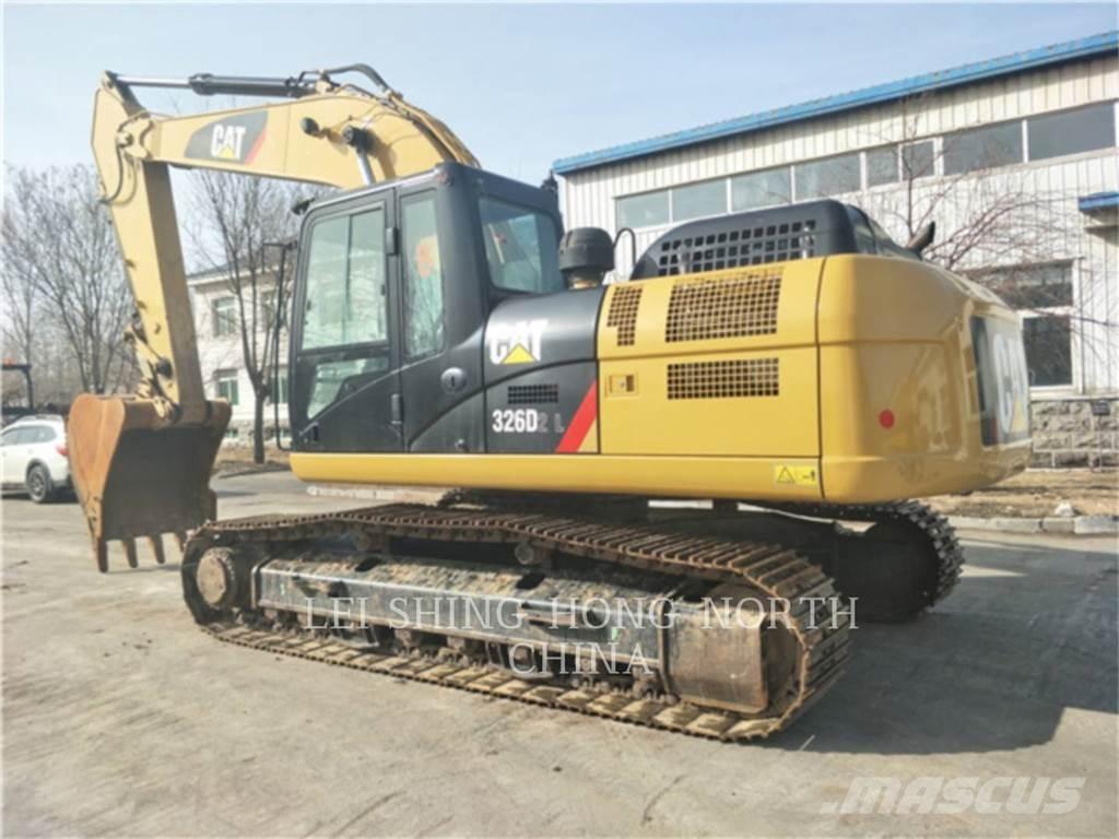 CAT 326D2L حفارات زحافة