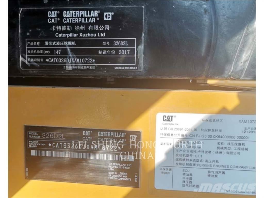 CAT 326D2L حفارات زحافة