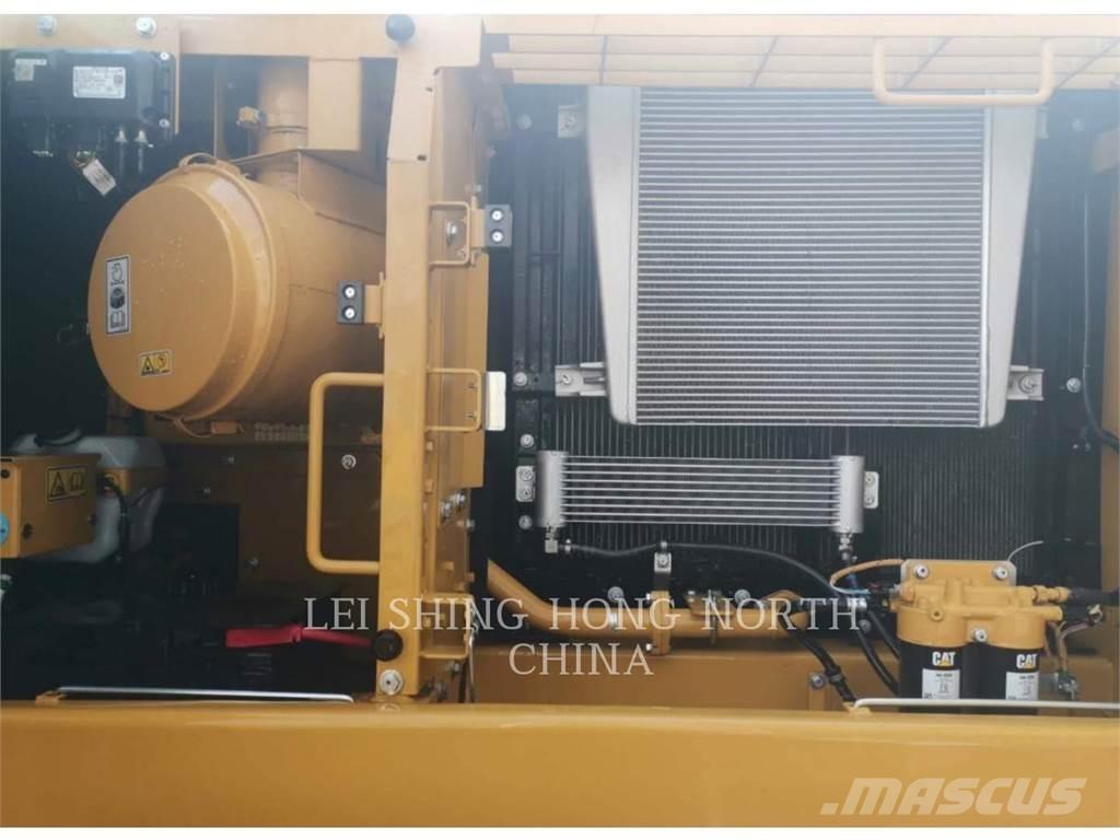 CAT 326D2L حفارات زحافة