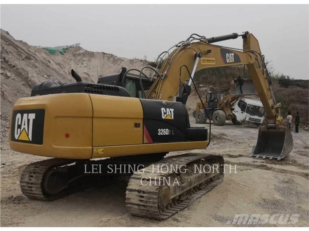 CAT 326D2L حفارات زحافة