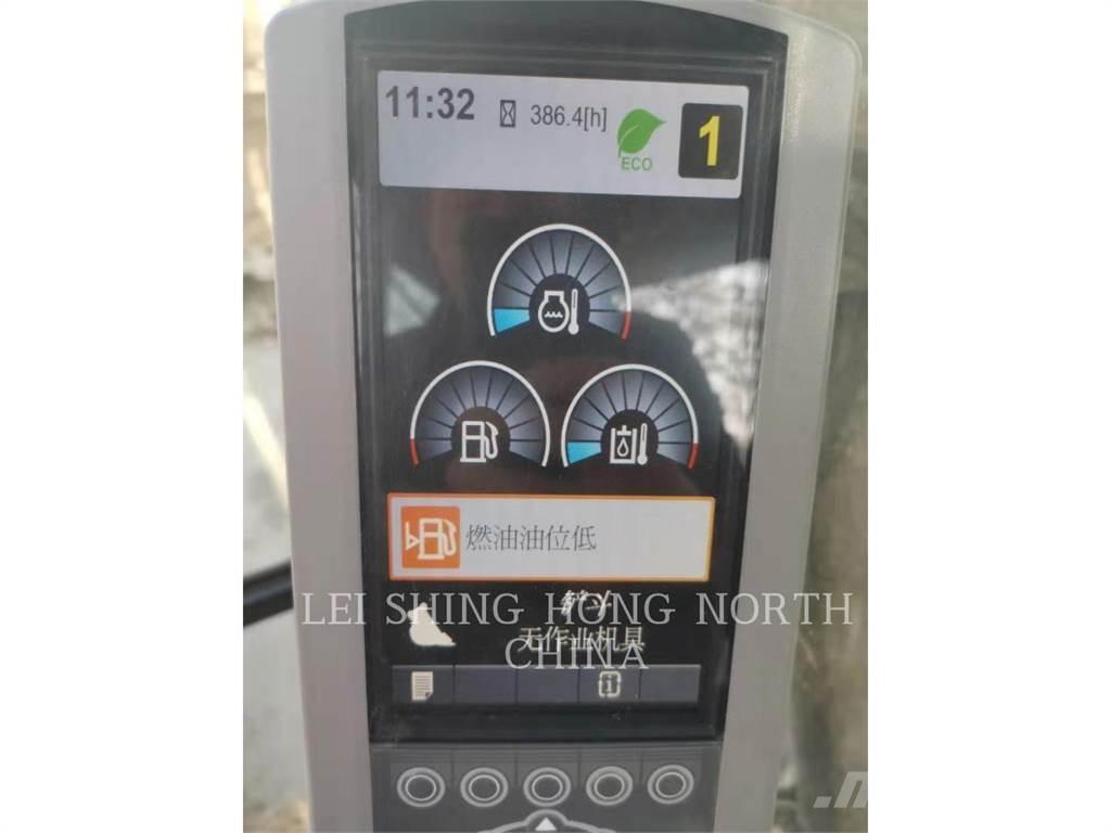 CAT 326D2L حفارات زحافة