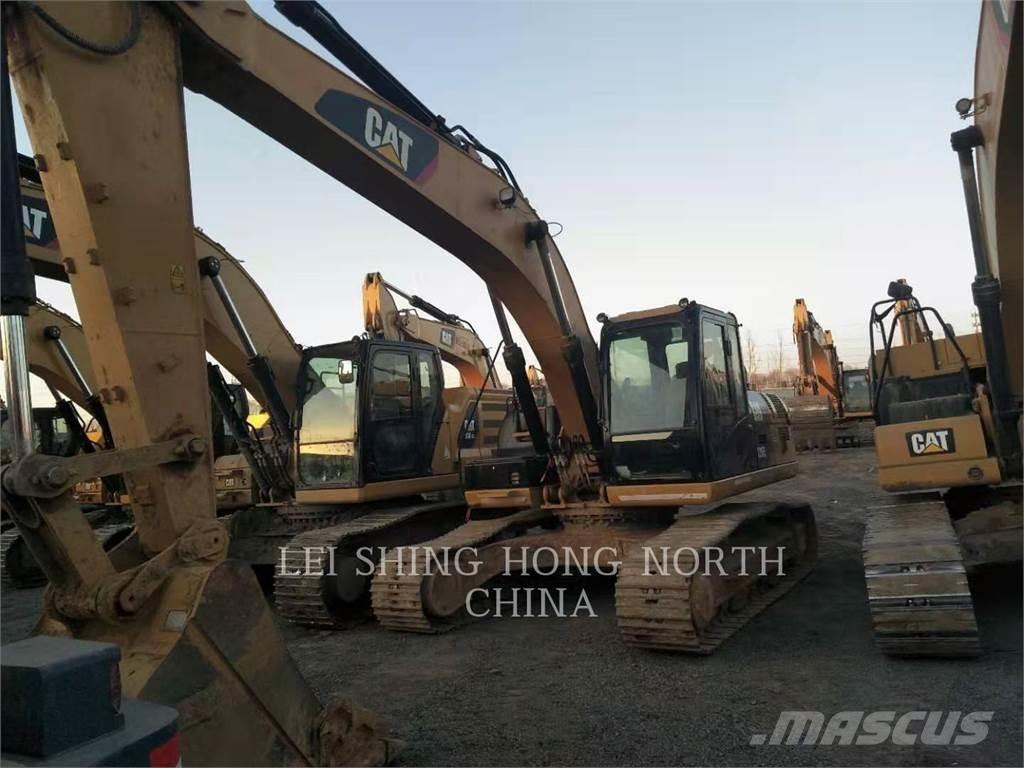 CAT 326D2L حفارات زحافة