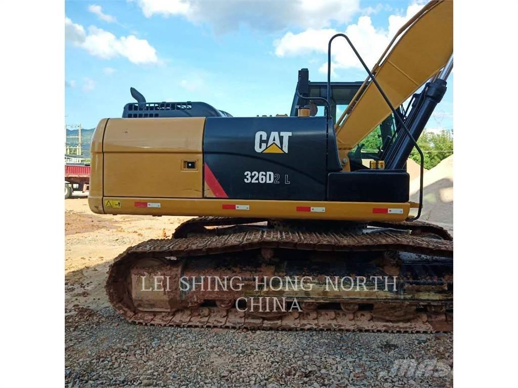 CAT 326D2L حفارات زحافة