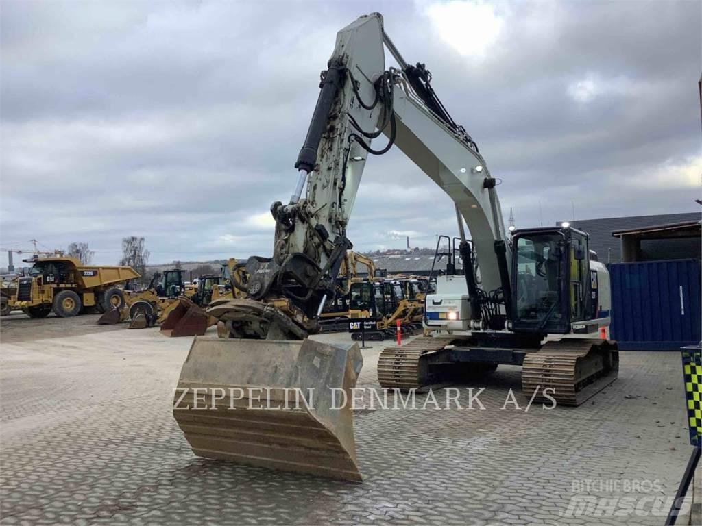 CAT 326FL حفارات زحافة