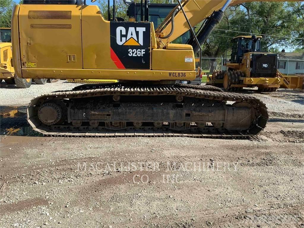 CAT 326FL حفارات زحافة