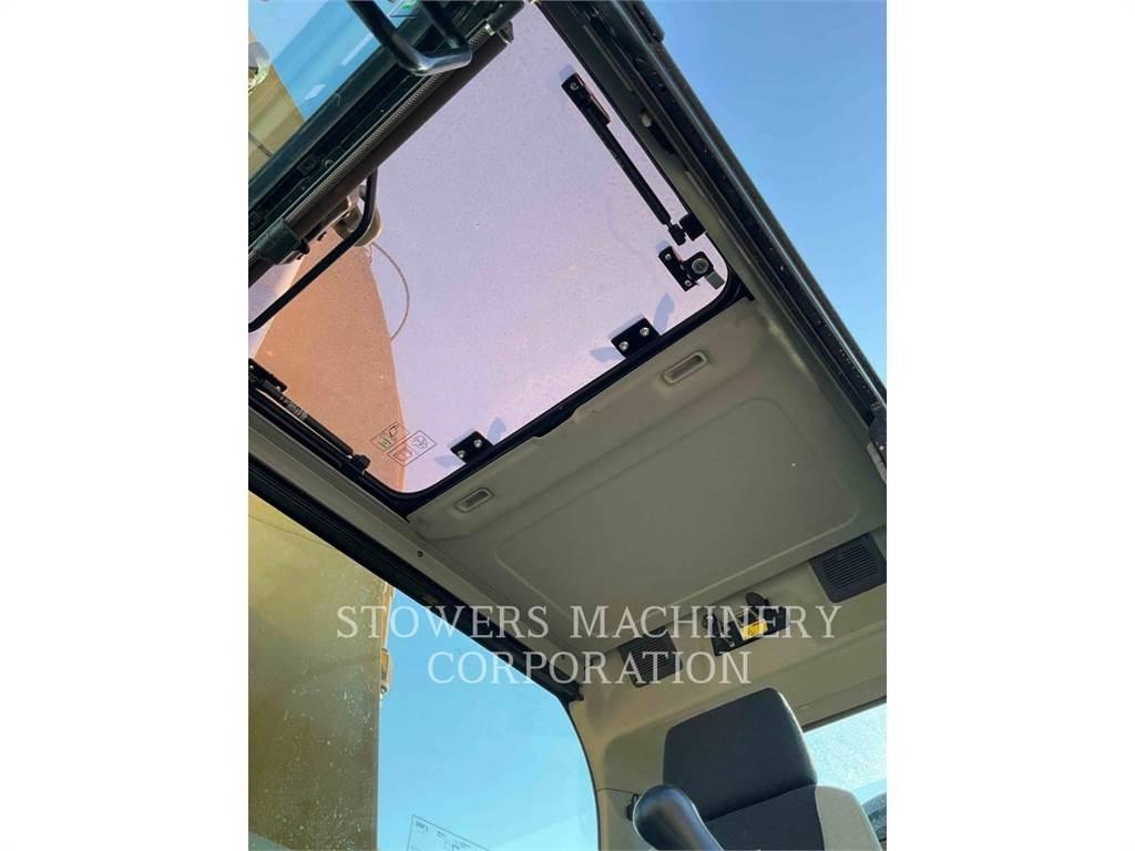 CAT 326FL حفارات زحافة