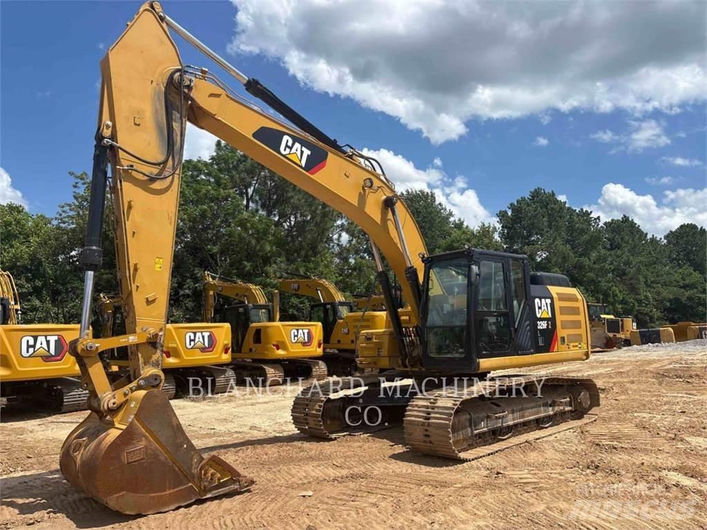 CAT 326FL حفارات زحافة
