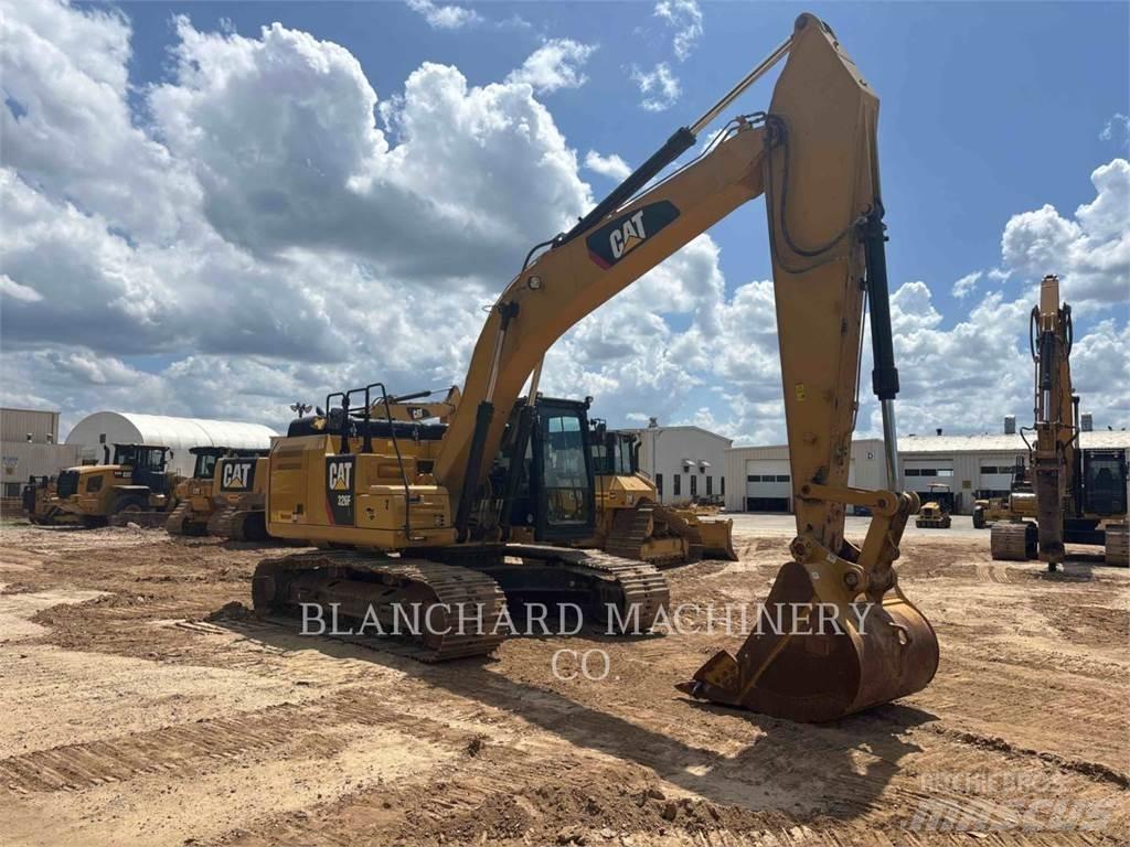 CAT 326FL حفارات زحافة